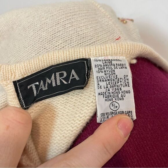 TAMRA Wool Angora White Cream Vintage Sweater Embroidery Golden Tone Beads 1960s - Picture 10 of 11